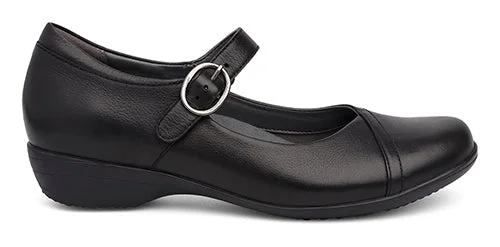 Women's casual shoes for walking long distances DANSKO FAWNA BLACK MEDIUM - 5501020200 Women's casual shoes for walking long distances DANSKO FAWNA BLACK MEDIUM - 5501020200