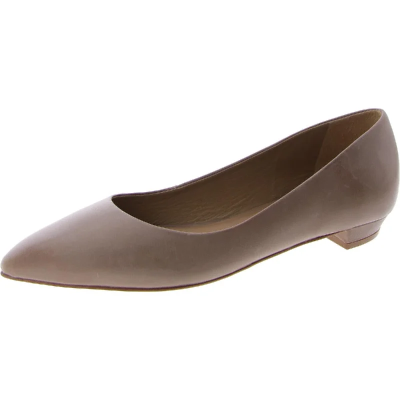 Women's Metallic Foil - Finish Ballet Flats in Gold for a Glamorous Night Out Bernardo Womens Leather Pointed toe Flat Shoes Women's Metallic Foil - Finish Ballet Flats in Gold for a Glamorous Night Out Bernardo Womens Leather Pointed toe Flat Shoes