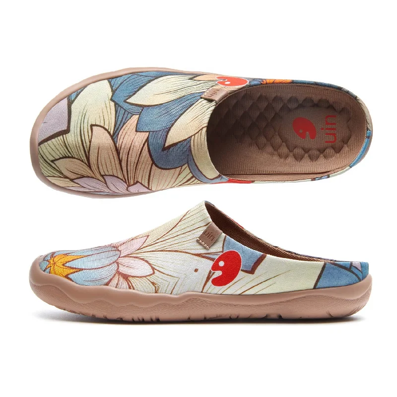 Women's Moccasin - Style Slippers with Fringe Detail in Brown for a Rustic Look Nelumbo Malaga Women