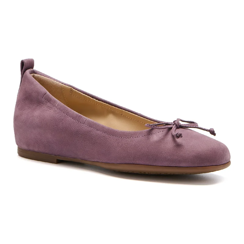 Women's casual shoes in black for a timeless color Cadence Bow