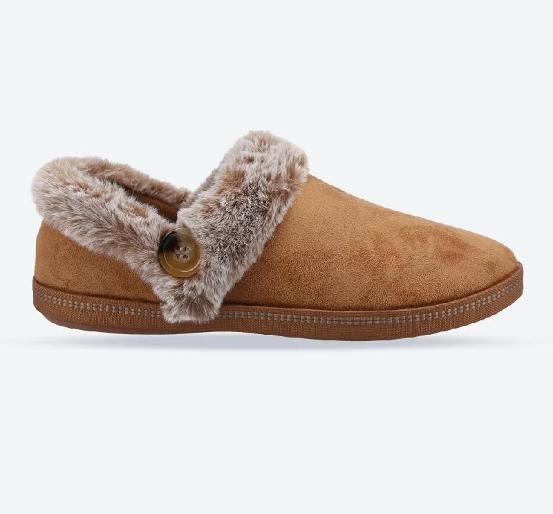 Women's Slippers with a Built - in Heel in Black for a Slightly Elevated Look Women's Wide Fit Skechers 167219 Cozy Campfire Fresh Toast Slippers
