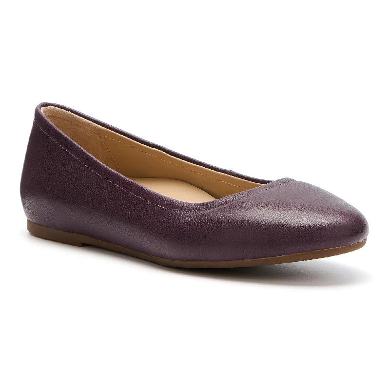 Women's casual shoes with glitter accents for a touch of glamour Promenade Flat Metatarsal Women's casual shoes with glitter accents for a touch of glamour Promenade Flat Metatarsal