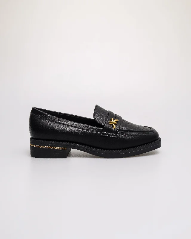 Women's Tassel - Trimmed Loafers with a Low Heel in Olive Green for a Trendy Twist Tomaz FL078 Ladies Golden Chain Elegance Loafers Women's Tassel - Trimmed Loafers with a Low Heel in Olive Green for a Trendy Twist Tomaz FL078 Ladies Golden Chain Elegance Loafers