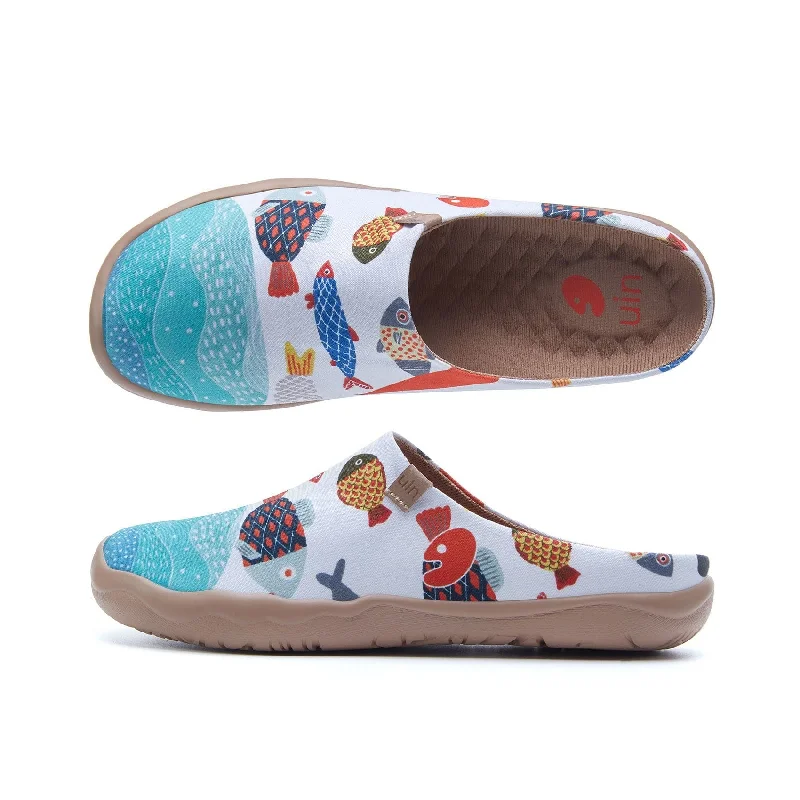 Women's Knitted Cable Pattern Slippers with a Non - Slip Sole in Cream for Indoor Comfort Happy Fish Malaga Women