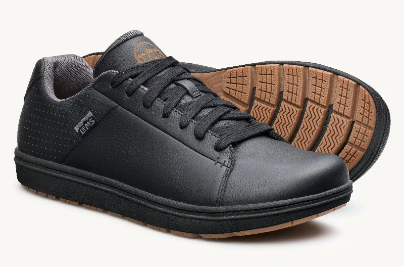 Women's casual suede shoes for a soft texture Women's Kourt Grip