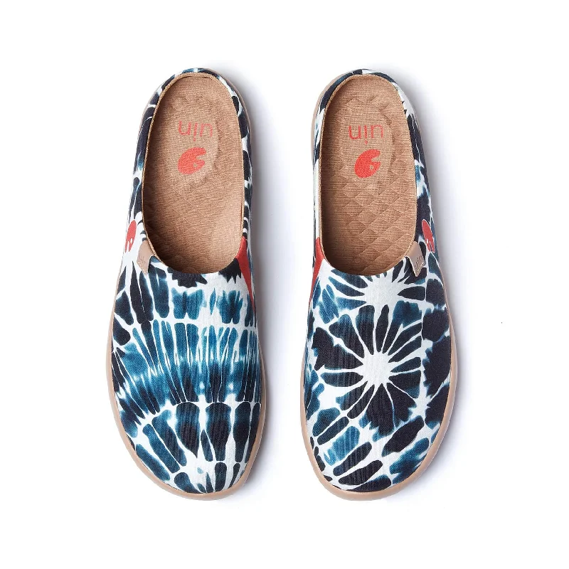 Women's Leather Slippers with a Hand - Stitched Design in Burgundy for Durability Fainting Moment Malaga Men