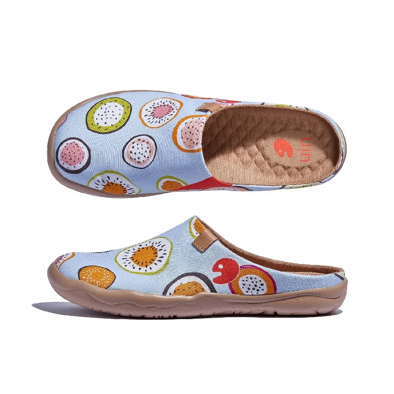 Women's Slippers with a Built - in Heel in Black for a Slightly Elevated Look Juicy Kiwis Malaga Women