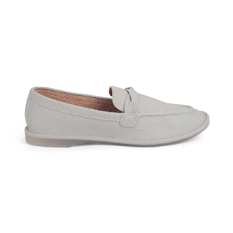 Women's Fur - Lined Loafers in Tan for a Cozy Winter Option Tresmode Yorko Grey Women's Casual Loafers Women's Fur - Lined Loafers in Tan for a Cozy Winter Option Tresmode Yorko Grey Women's Casual Loafers