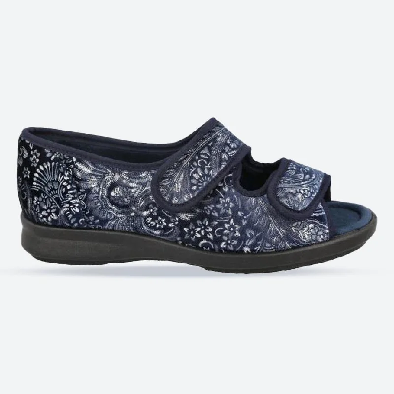 Women's Knitted Cable Pattern Slippers with a Non - Slip Sole in Cream for Indoor Comfort Women's Wide Fit DB Hoe Slippers