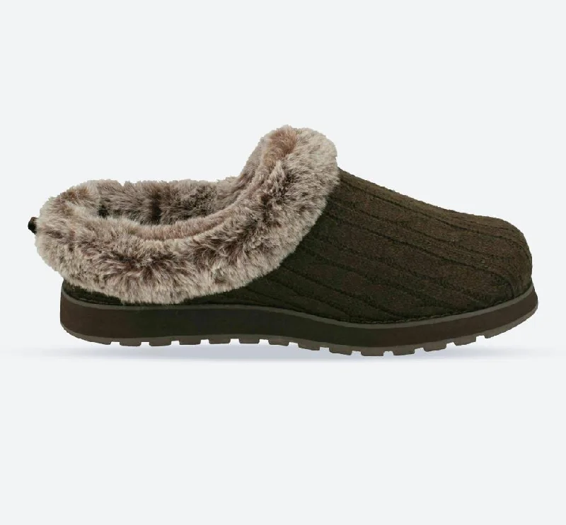 Women's Slippers with a Built - in Heel in Black for a Slightly Elevated Look Women's Wide Fit Skechers 31204 Keepsakes Ice Angel Mule Slippers