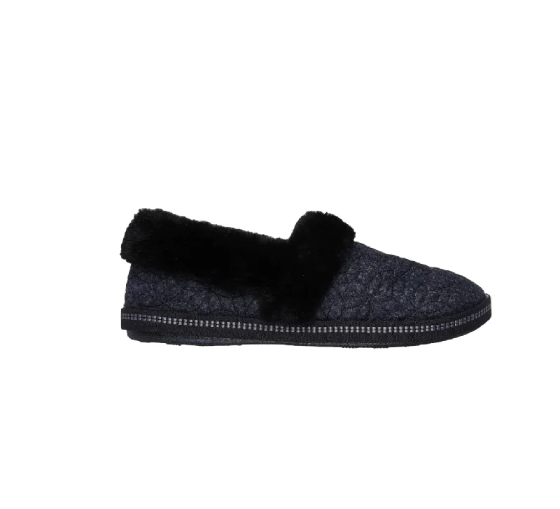 Women's Slippers with a Quilted Pattern in Gray for Added Style Womens Skechers Cozy Campfire - Bright Blossom Black Comfy Slippers