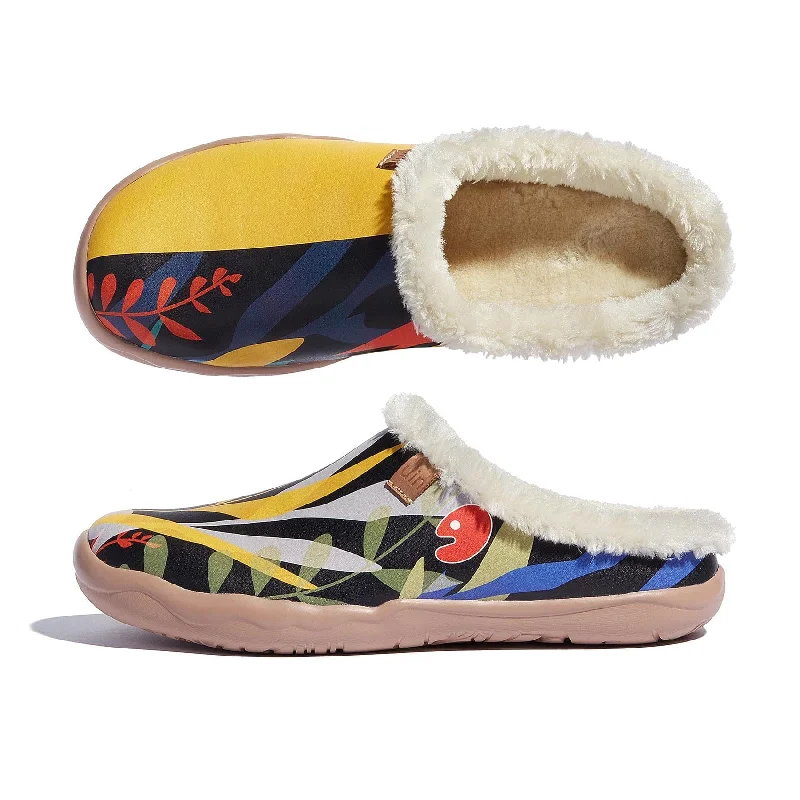 Women's Knitted Cable Pattern Slippers with a Non - Slip Sole in Cream for Indoor Comfort Hakuna Matata Malaga Women