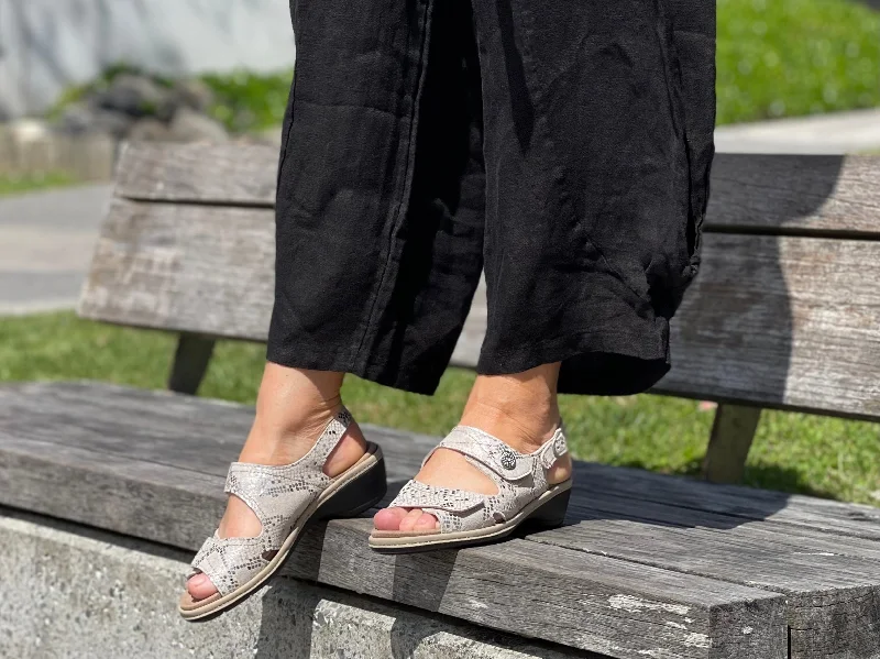 Elastic - Strap Women's Sandals with a Padded Toe in Teal for Easy On - and - OffAco Comfort Arlina available in 2 colours Elastic - Strap Women's Sandals with a Padded Toe in Teal for Easy On - and - OffAco Comfort Arlina available in 2 colours