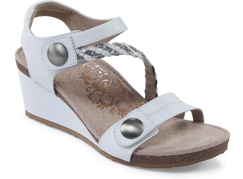 Women's Sandals with a Floral - Printed Upper in Pink for a Feminine Spring LookAetrex Naya Women's Sandals with a Floral - Printed Upper in Pink for a Feminine Spring LookAetrex Naya