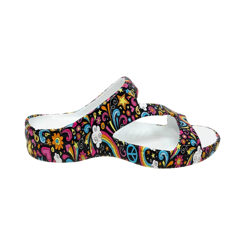 Waterproof Women's Rubber Beach Sandals with Arch Support in Blue for Water ActivitiesWomen's PAW Print Z Sandals - Feelin' Groovy Waterproof Women's Rubber Beach Sandals with Arch Support in Blue for Water ActivitiesWomen's PAW Print Z Sandals - Feelin' Groovy