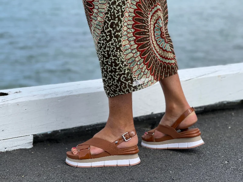 Elastic - Strap Women's Sandals with a Padded Toe in Teal for Easy On - and - OffGioseppo Lami available in 3 colours Elastic - Strap Women's Sandals with a Padded Toe in Teal for Easy On - and - OffGioseppo Lami available in 3 colours