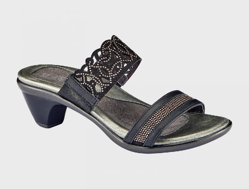 Women's Flat Slide Sandals with a Memory Foam Insole in White for All - Day ComfortNaot Contempo Women's Flat Slide Sandals with a Memory Foam Insole in White for All - Day ComfortNaot Contempo