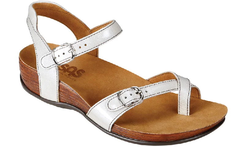Child - Friendly Women's Sandals with a Secure Buckle in Purple for Moms on the GoSAS Pampa Child - Friendly Women's Sandals with a Secure Buckle in Purple for Moms on the GoSAS Pampa