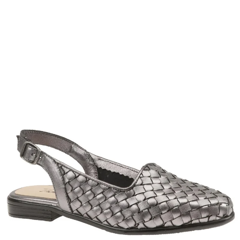 Women's Geometric - Patterned Oxfords in Multicolor for a Fashion - Forward StatementTrotters Womens Lea Leather Slingbacks Women's Geometric - Patterned Oxfords in Multicolor for a Fashion - Forward StatementTrotters Womens Lea Leather Slingbacks