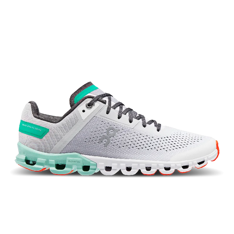 Slip - Resistant Rubber Outsole Women's Running Shoes in Gray for Slippery SurfacesCloudflow Slip - Resistant Rubber Outsole Women's Running Shoes in Gray for Slippery SurfacesCloudflow