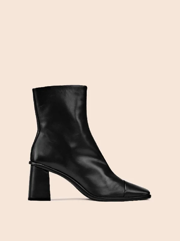 women's heeled boots for outdoor eventsAvila Black Boot