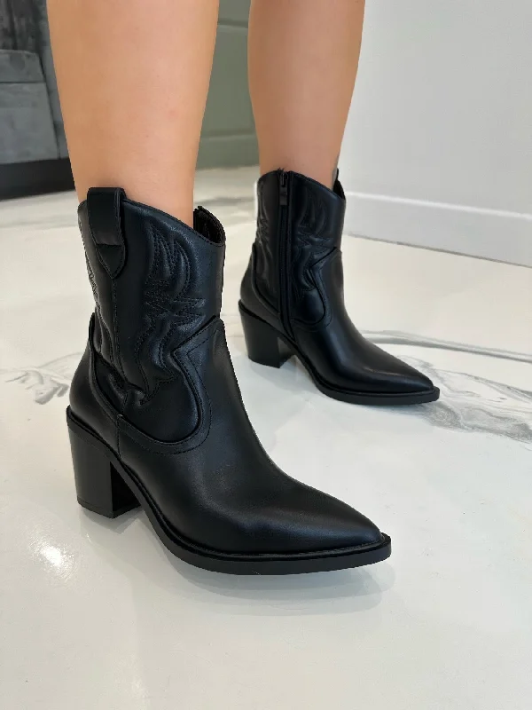 women's heeled boots for travelMiley - Black Short Ankle Faux Leather Heeled Cow Boy Boots women's heeled boots for travelMiley - Black Short Ankle Faux Leather Heeled Cow Boy Boots