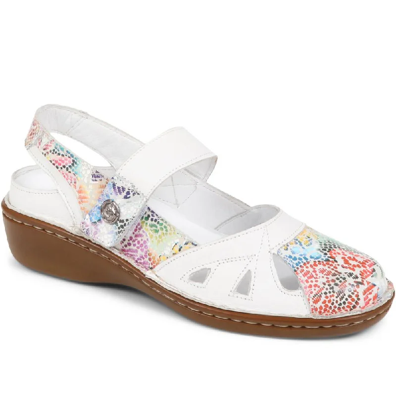 Women's casual shoes in beige for a neutral optionAdjustable Leather Shoes - DRTMA37021 / 323 968 Women's casual shoes in beige for a neutral optionAdjustable Leather Shoes - DRTMA37021 / 323 968