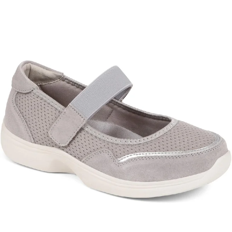 Women's casual wedge shoes with a stylish liftExtra Wide Fit Mary Jane Shoes - CORINNE / 324 043 Women's casual wedge shoes with a stylish liftExtra Wide Fit Mary Jane Shoes - CORINNE / 324 043