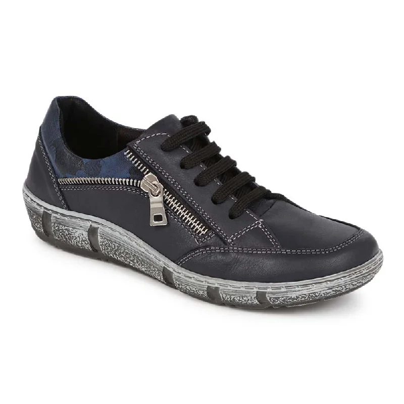 Women's casual canvas shoes for a laid - back lookLace-Up Trainers - LUCK39027 / 326 312 Women's casual canvas shoes for a laid - back lookLace-Up Trainers - LUCK39027 / 326 312