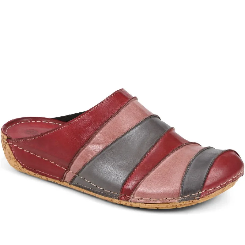 Women's casual espadrilles with a summer - friendly designLeather Clogs - KARY38003 / 324 463 Women's casual espadrilles with a summer - friendly designLeather Clogs - KARY38003 / 324 463