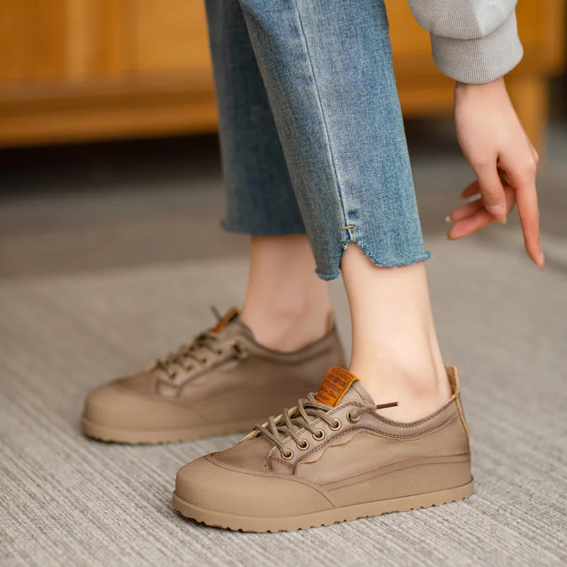 Women's casual shoes with studs for an edgy lookWomen Retro Casual Soft Leather Thick Soled Shoes Women's casual shoes with studs for an edgy lookWomen Retro Casual Soft Leather Thick Soled Shoes