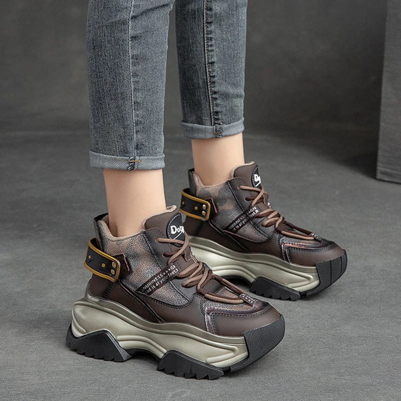 Women's casual shoes in black for a timeless colorWomen Retro Fashion Leather Chunky Platform Dad Shoes Women's casual shoes in black for a timeless colorWomen Retro Fashion Leather Chunky Platform Dad Shoes