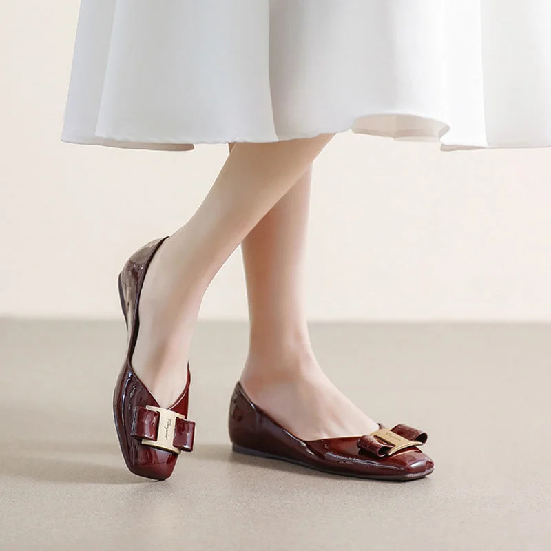 Women's casual suede shoes for a soft textureWomen Retro Glossy Leather Casual Flats Women's casual suede shoes for a soft textureWomen Retro Glossy Leather Casual Flats