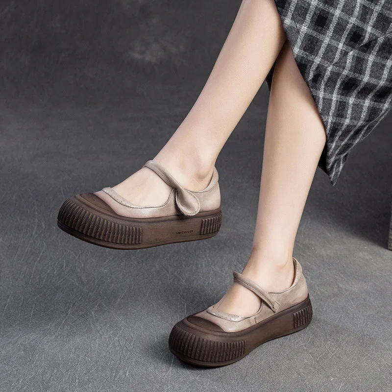 Women's casual shoes with floral prints for a feminine flairWomen Retro Leather Flat Casual Shoes Women's casual shoes with floral prints for a feminine flairWomen Retro Leather Flat Casual Shoes