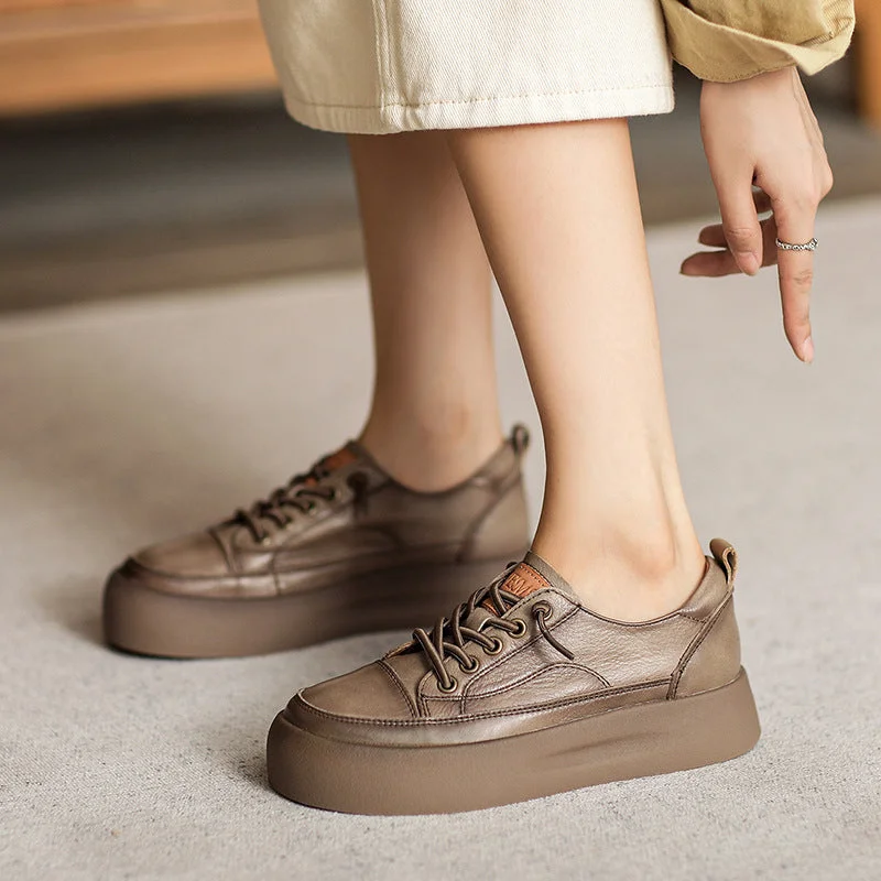 Women's casual shoes for a weekend getawayWomen Retro Leather Flat Thick Soled Casual Shoes Women's casual shoes for a weekend getawayWomen Retro Leather Flat Thick Soled Casual Shoes