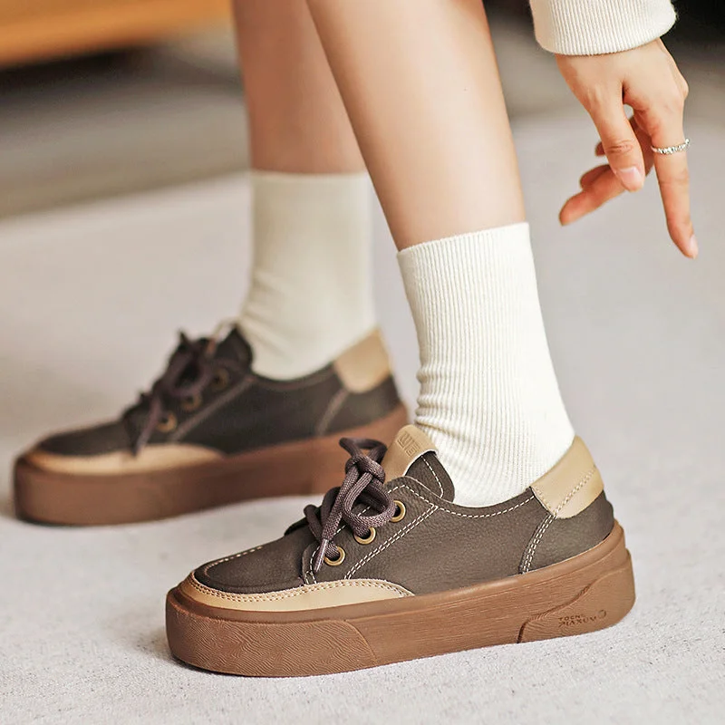 Women's casual shoes in beige for a neutral optionWomen Retro Patchwork Leather Flat Casual Shoes Women's casual shoes in beige for a neutral optionWomen Retro Patchwork Leather Flat Casual Shoes