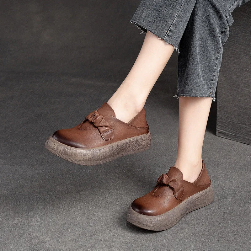 Women's casual shoes with leopard prints for a trendy styleWomen Retro Thick Soled Leather Minimalist Casual Shoes