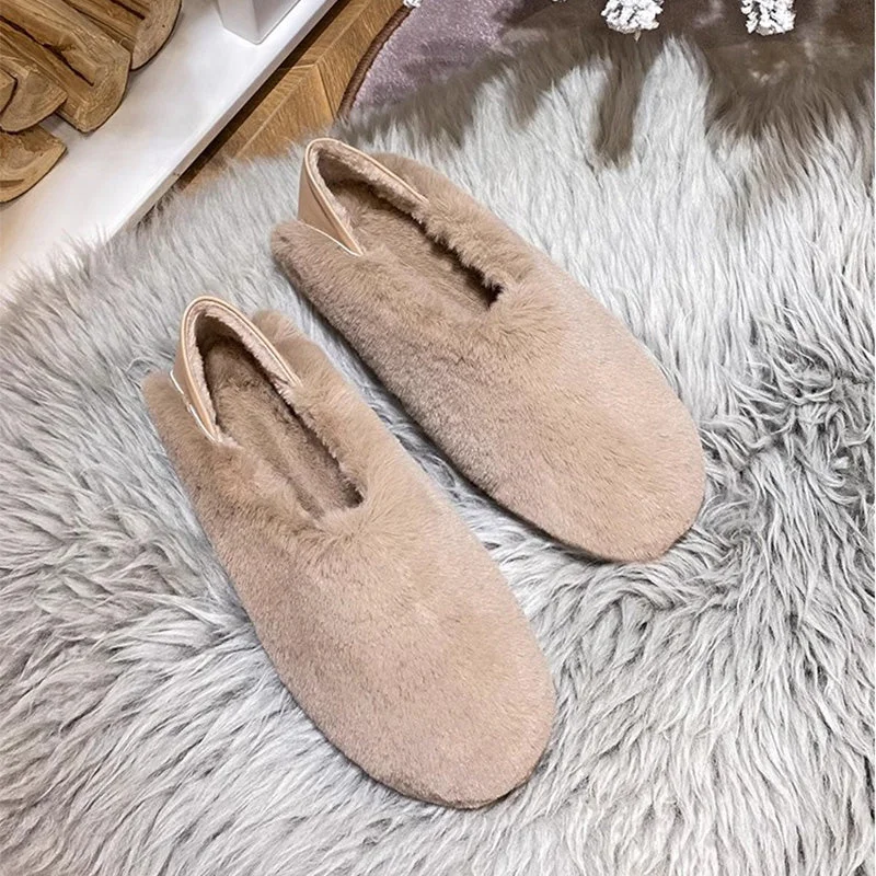 Women's casual sneakers for an active lifestyleWomen Soft Flat Casual Fur Shoes