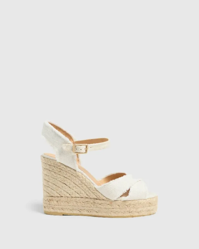 Movie - night - out women's espadrillesWomen's Bromelia Blanco Oro Wedge Sandals In White/gold Movie - night - out women's espadrillesWomen's Bromelia Blanco Oro Wedge Sandals In White/gold