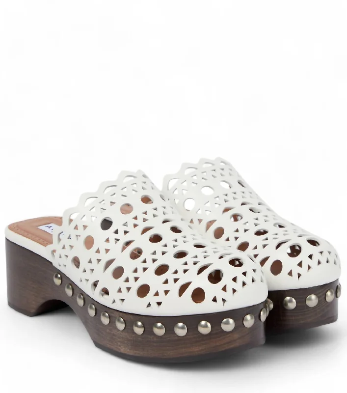 Plus Size Women's Snake Print Mules in Brown for a Fashion - Forward StatementWomen's Flat Clogs In Blanc Casse Plus Size Women's Snake Print Mules in Brown for a Fashion - Forward StatementWomen's Flat Clogs In Blanc Casse